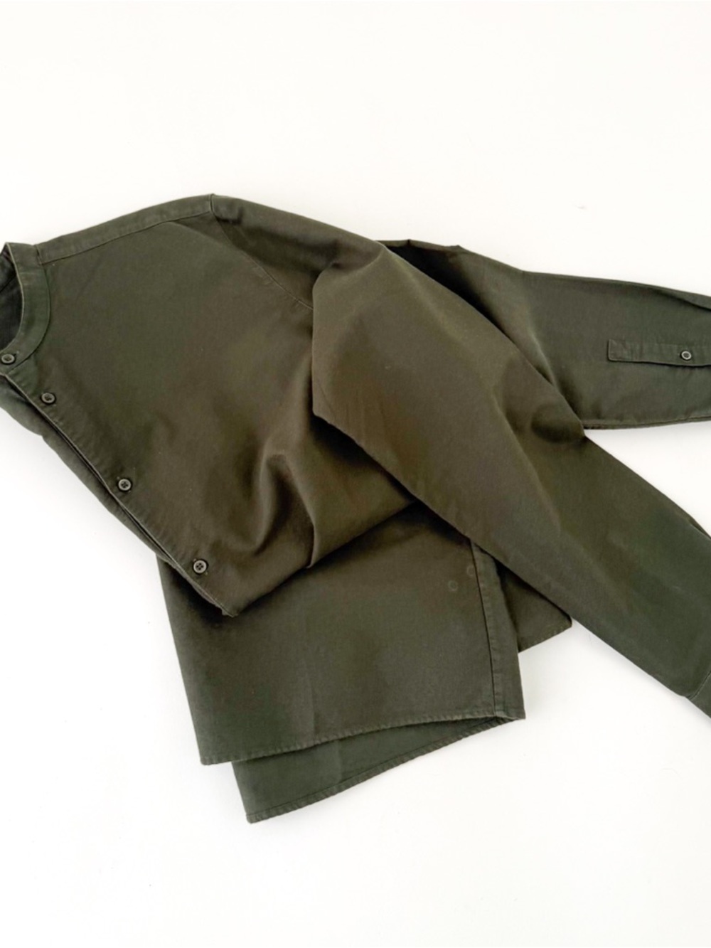 New COS Men's Olive Green Band Collar Shirt Quarter Button Twill Size L Men's - Picture 9 of 13